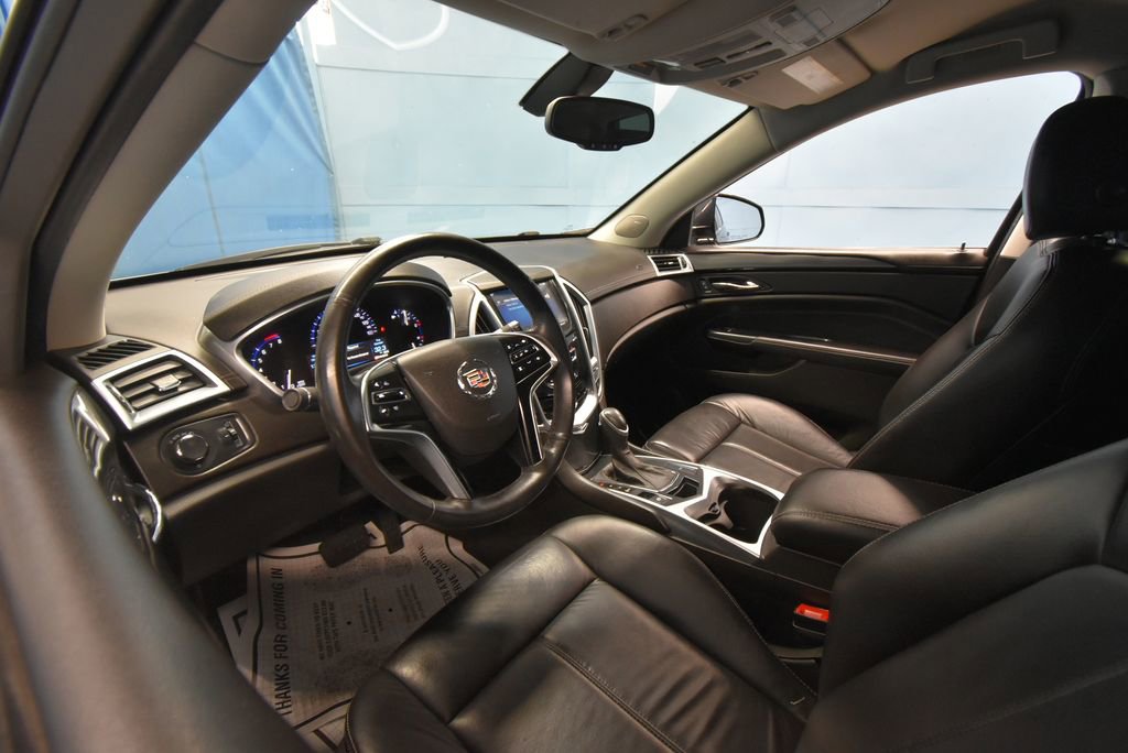 Used 2014 Cadillac SRX Base with VIN 3GYFNAE37ES615319 for sale in Boonville, IN