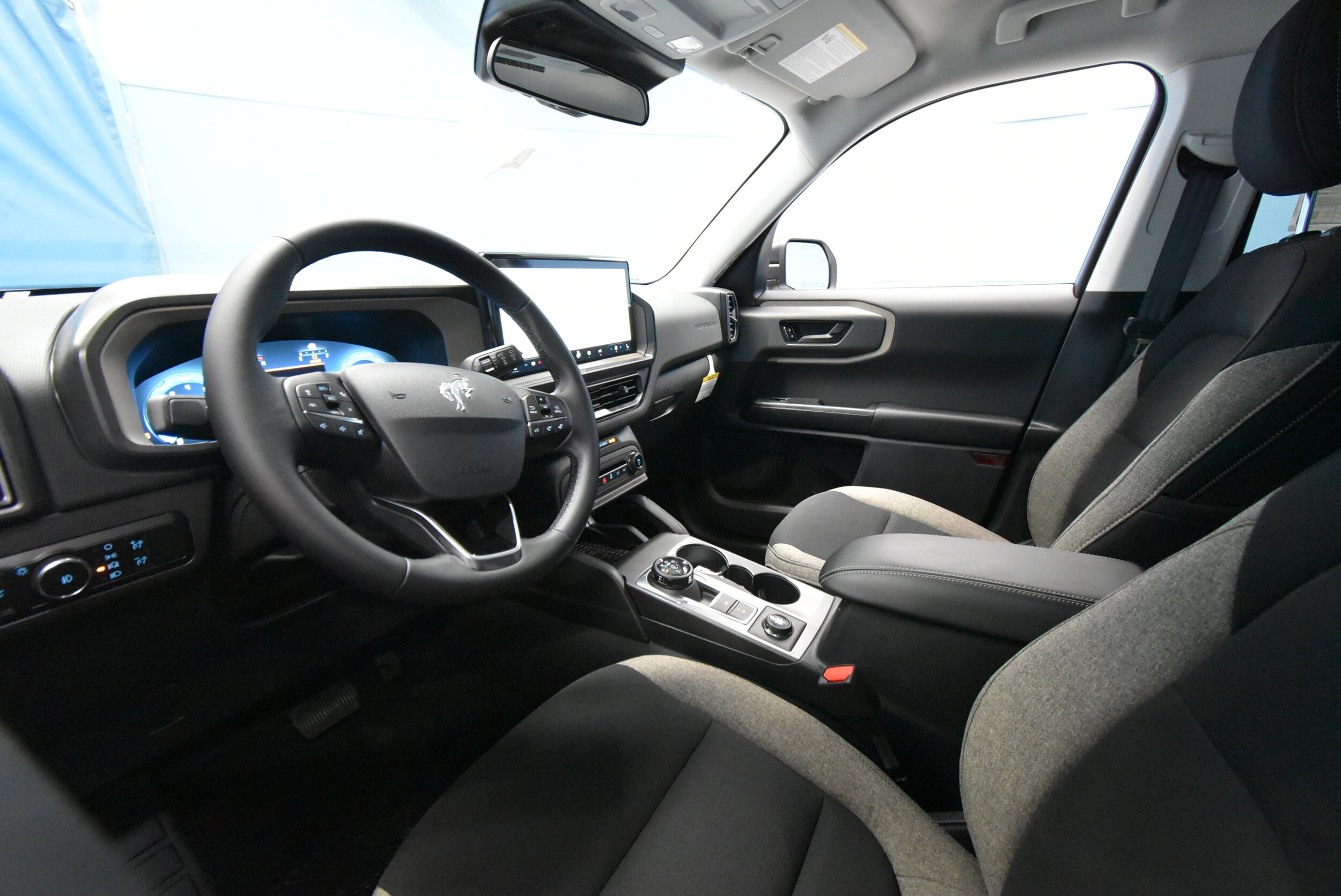 2025 Ford Bronco Sport Big Bend photo 2