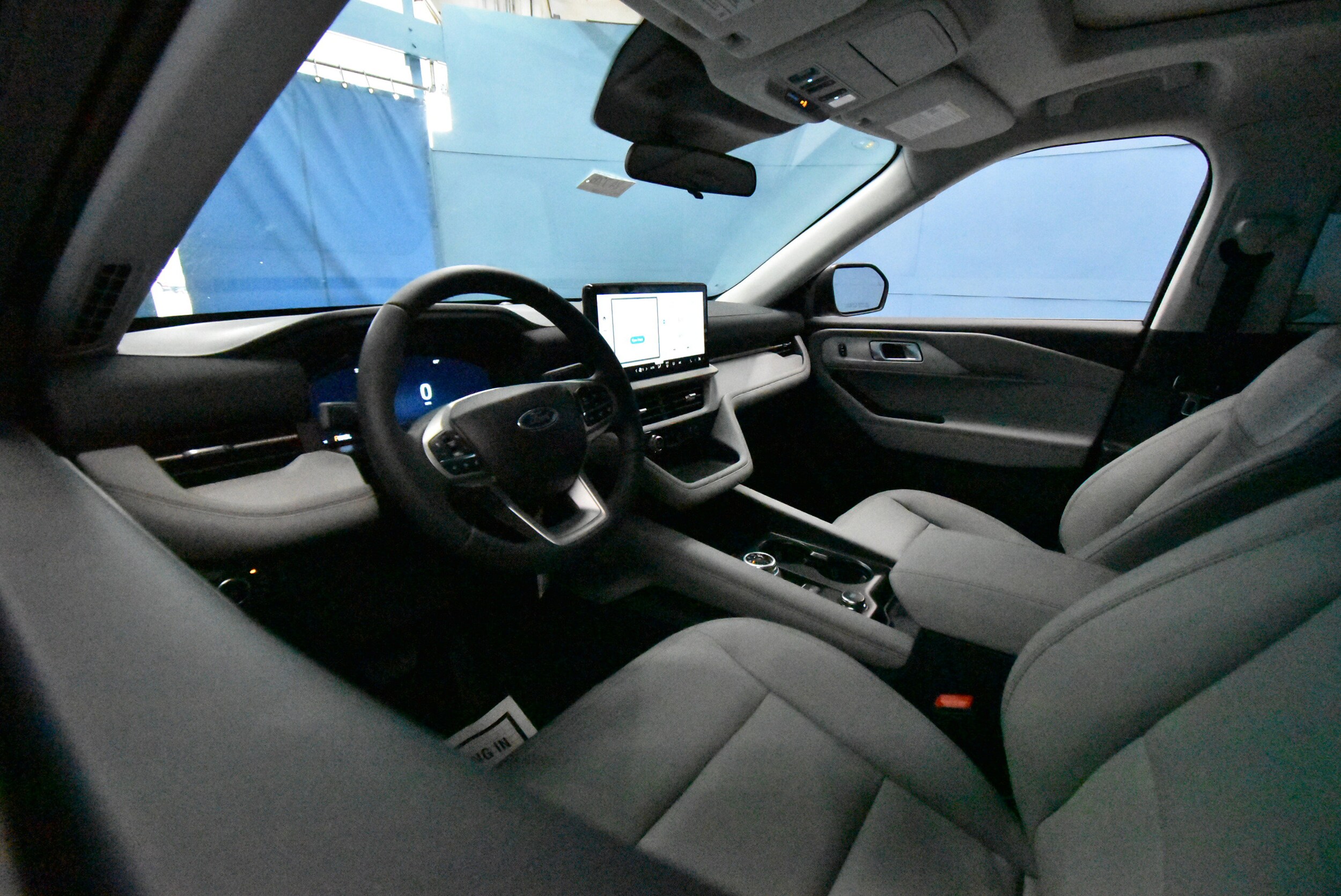 2026 Ford Explorer photo 3