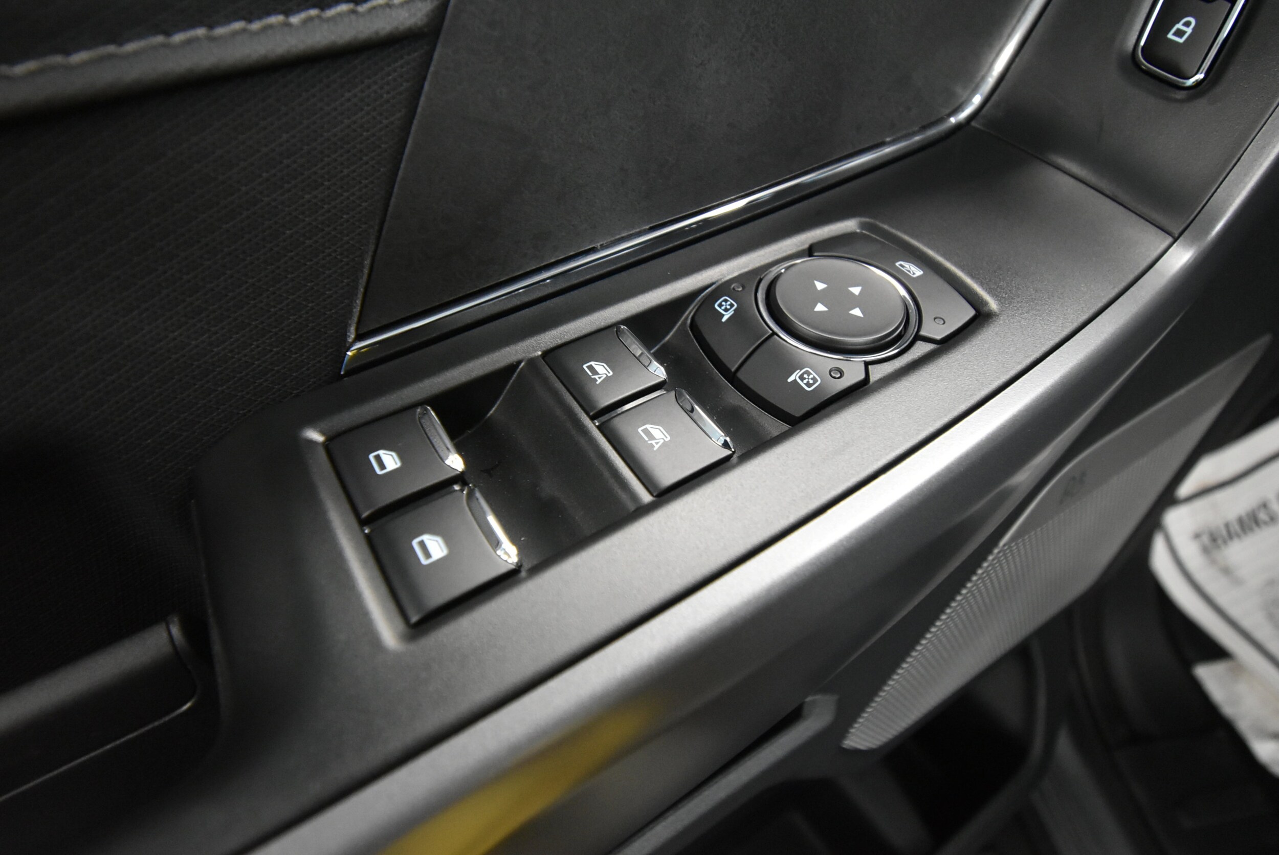 2025 Ford F-150 XLT photo 4
