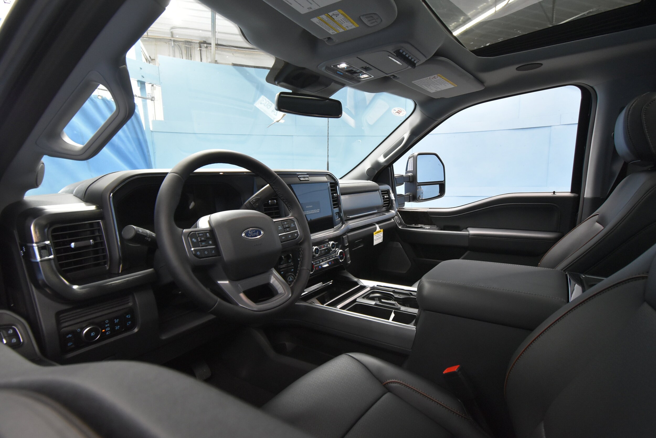 2025 Ford F-250 Lariat photo 3