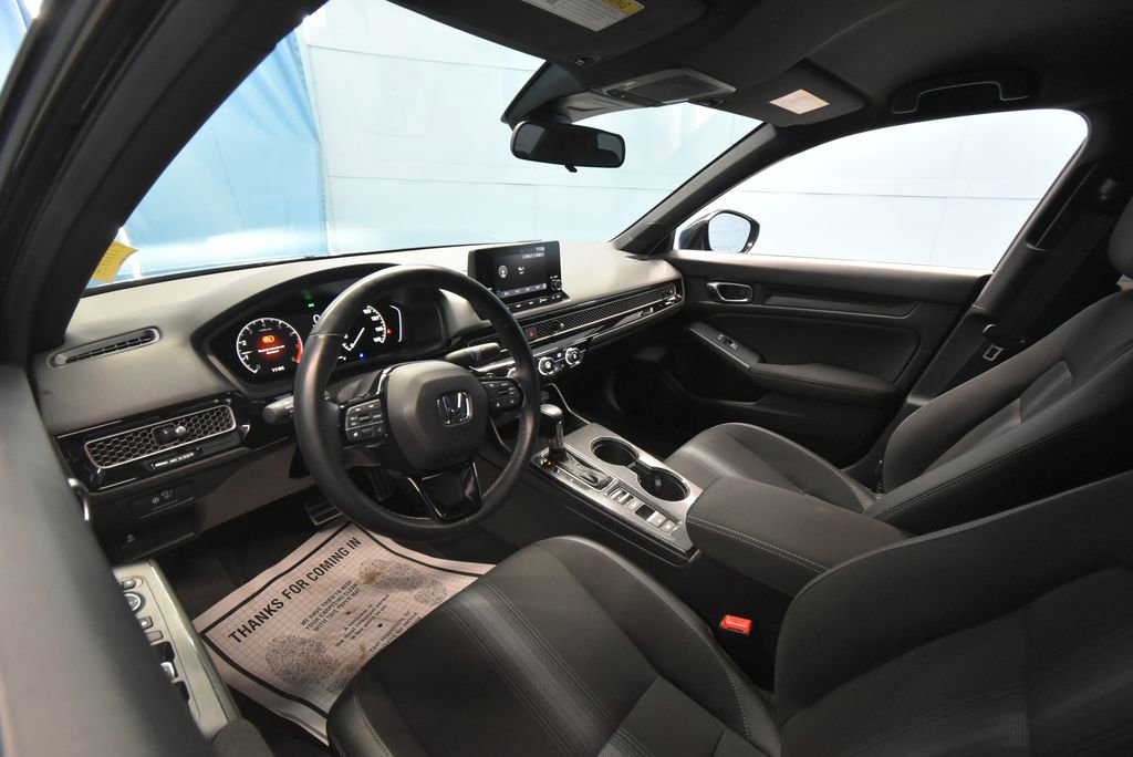 2025 Honda Civic Sport photo 2