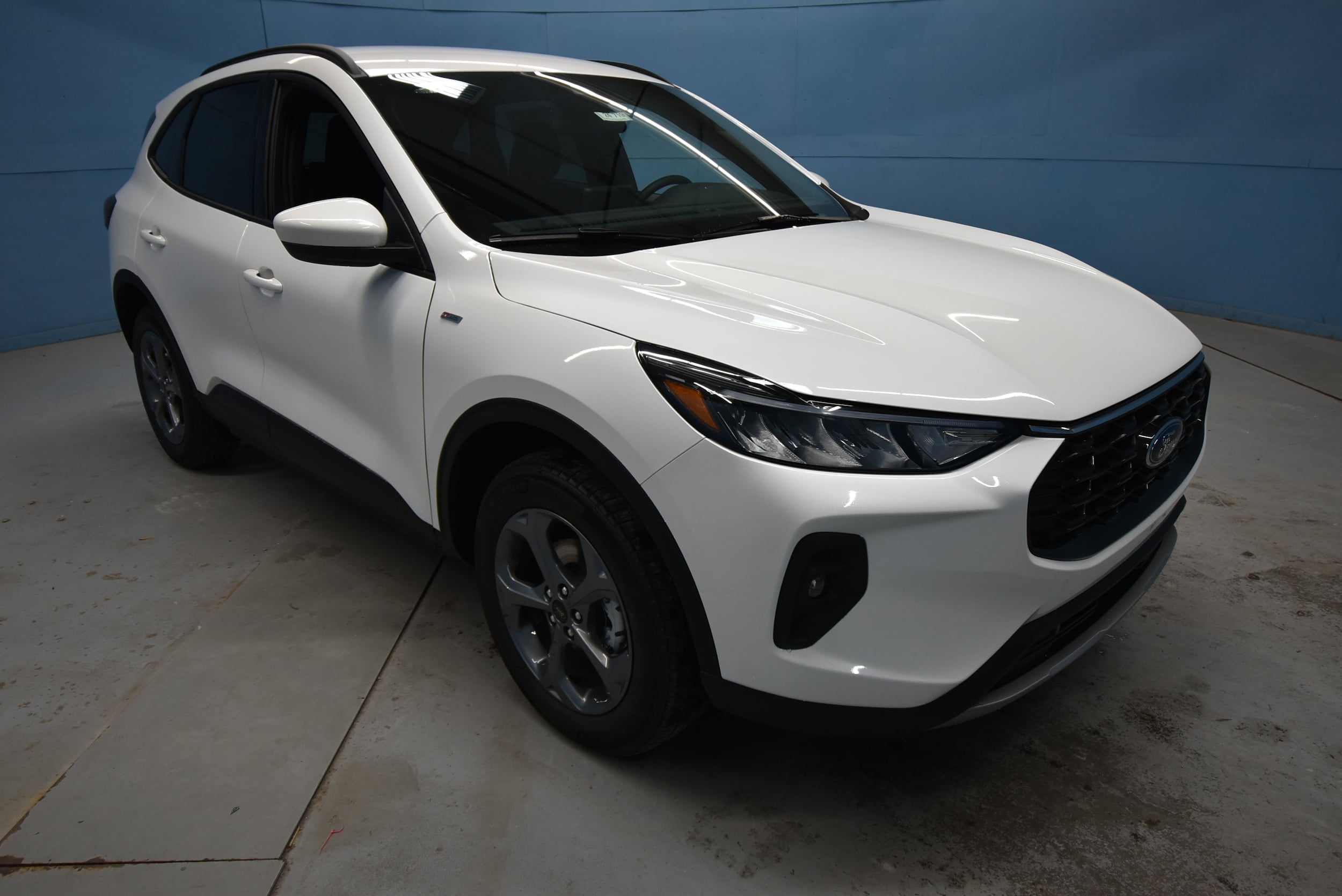 2026 Ford Escape ST-Line Select's photo