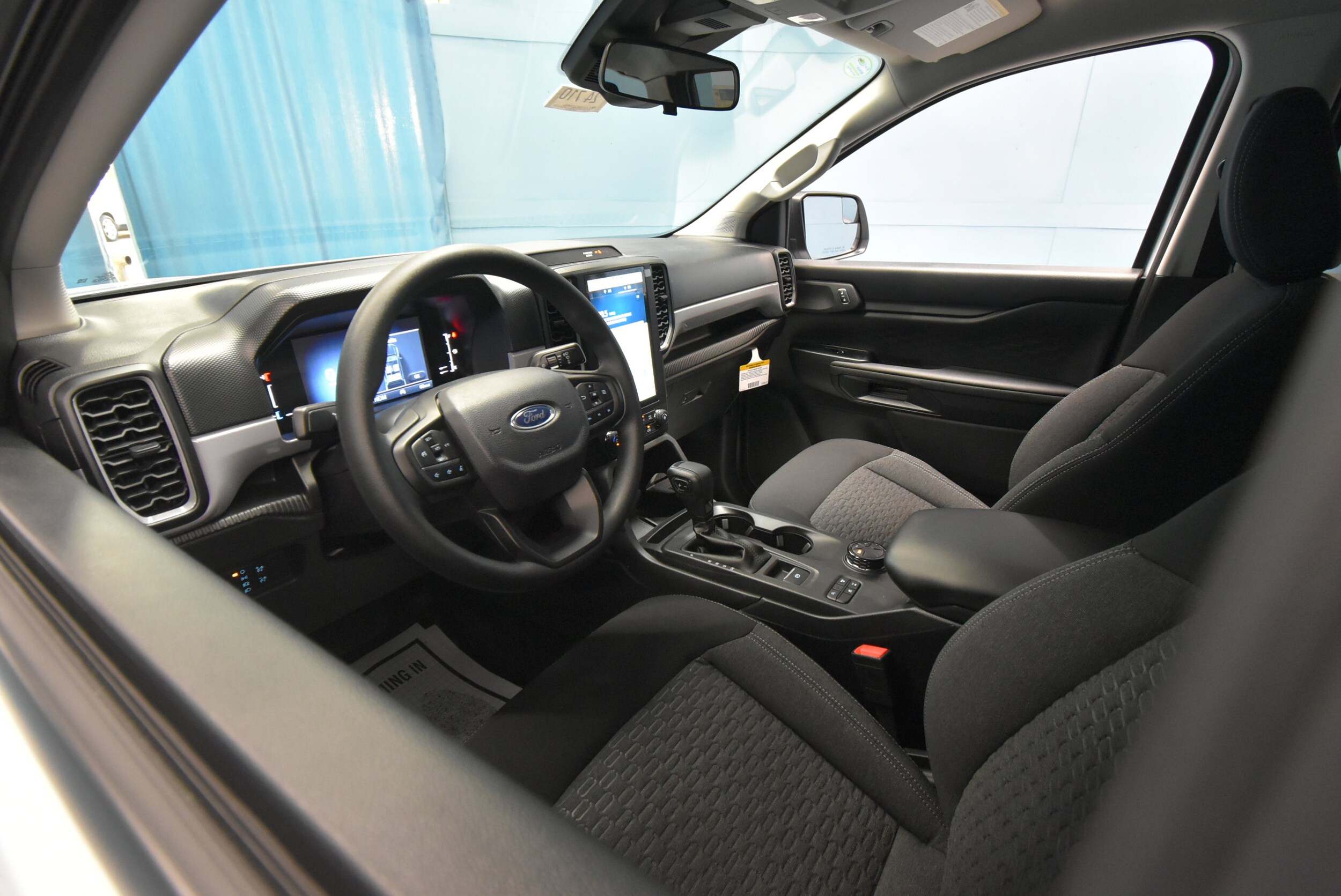 2025 Ford Ranger XL photo 2