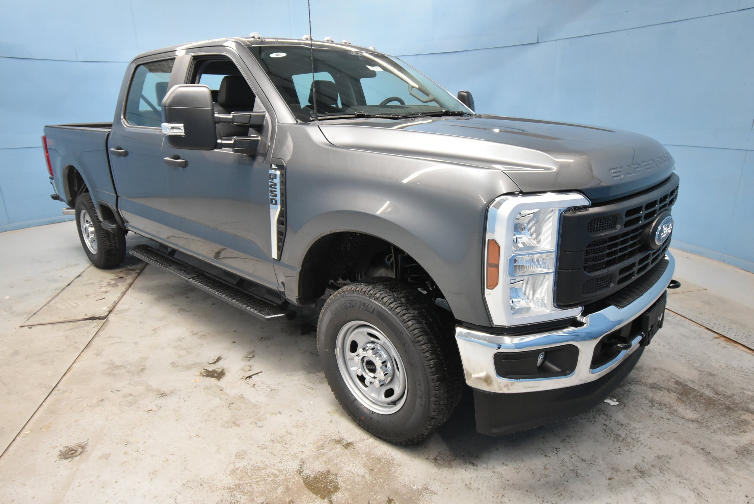 2026 Ford F-250 XL photo 2