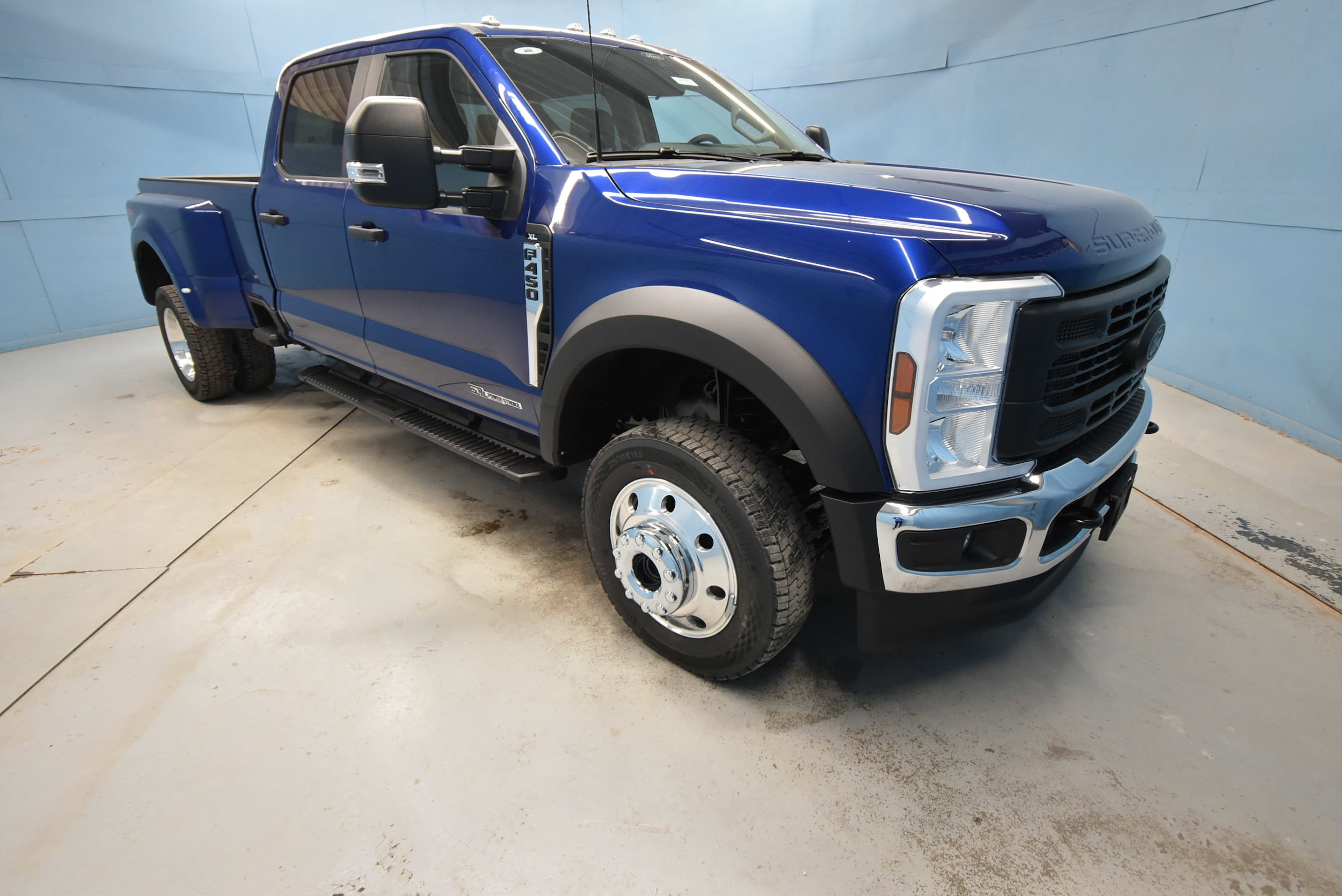 2026 Ford F-450 XL 4x4 Crew Cab 8' Box DRW's photo
