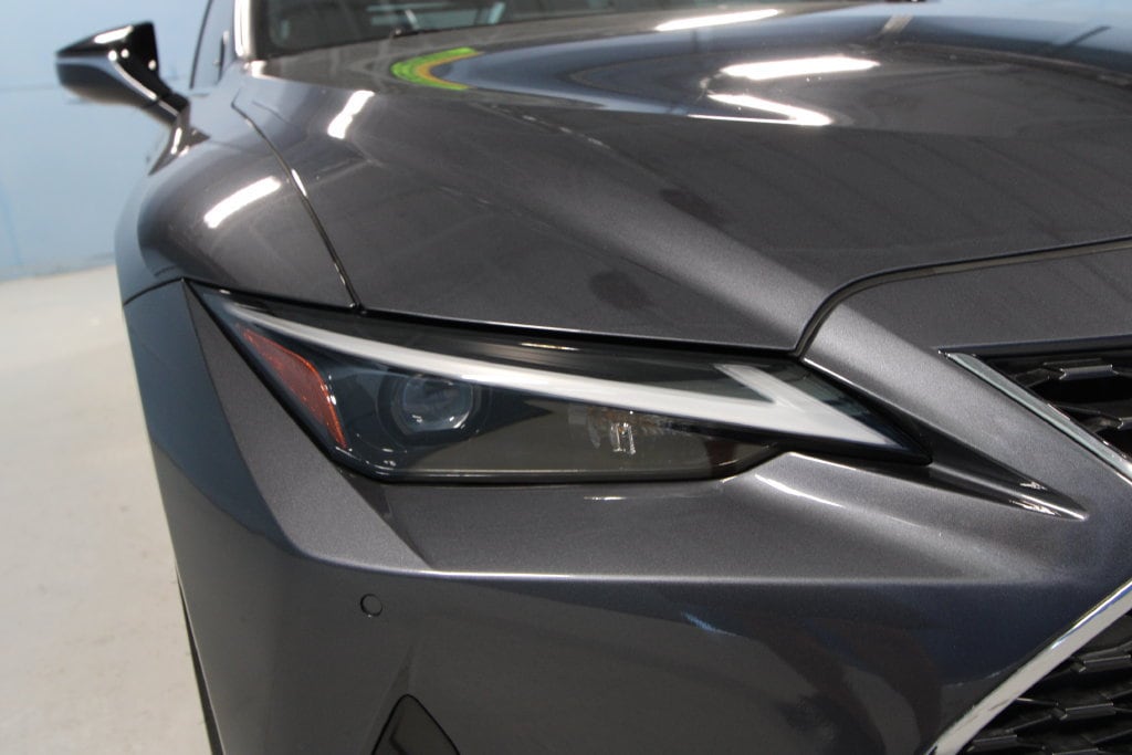2024 Lexus IS 300 - Photo 36
