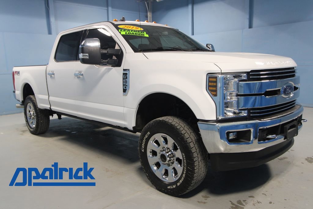2019 Ford F-250 Lariat photo 2