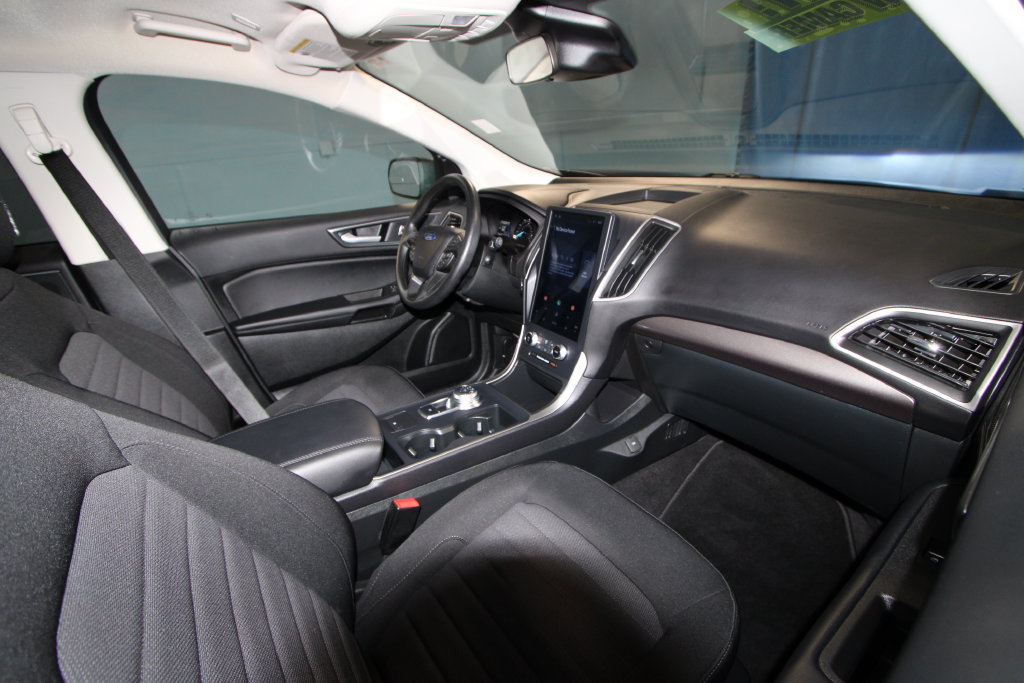 2024 Ford Edge SE - Photo 19