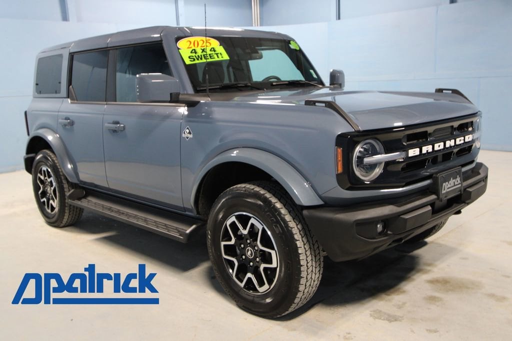 2025 Ford Bronco Outer Banks 4x4's photo