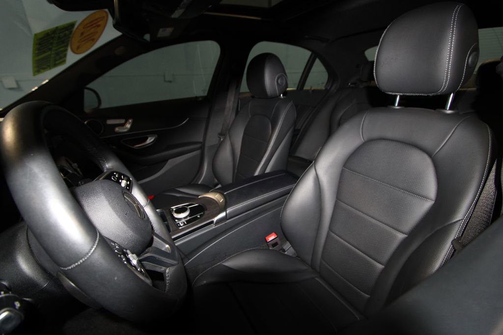 2020 Mercedes Benz C 300 Sedan photo 3