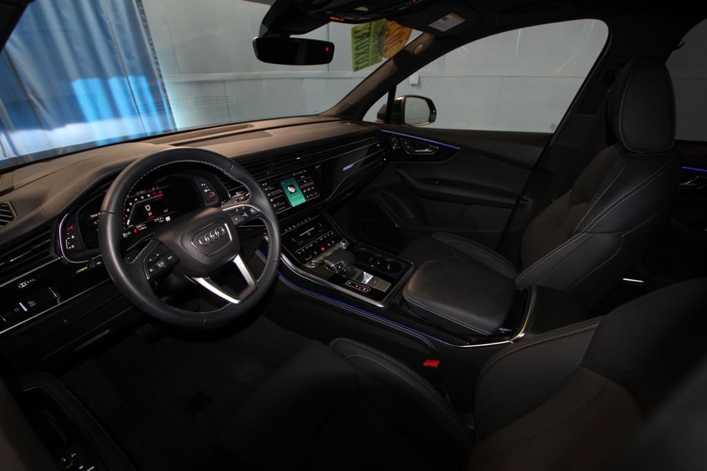 Used 2025 Audi Q7 55 Prestige 4D Sport Utility