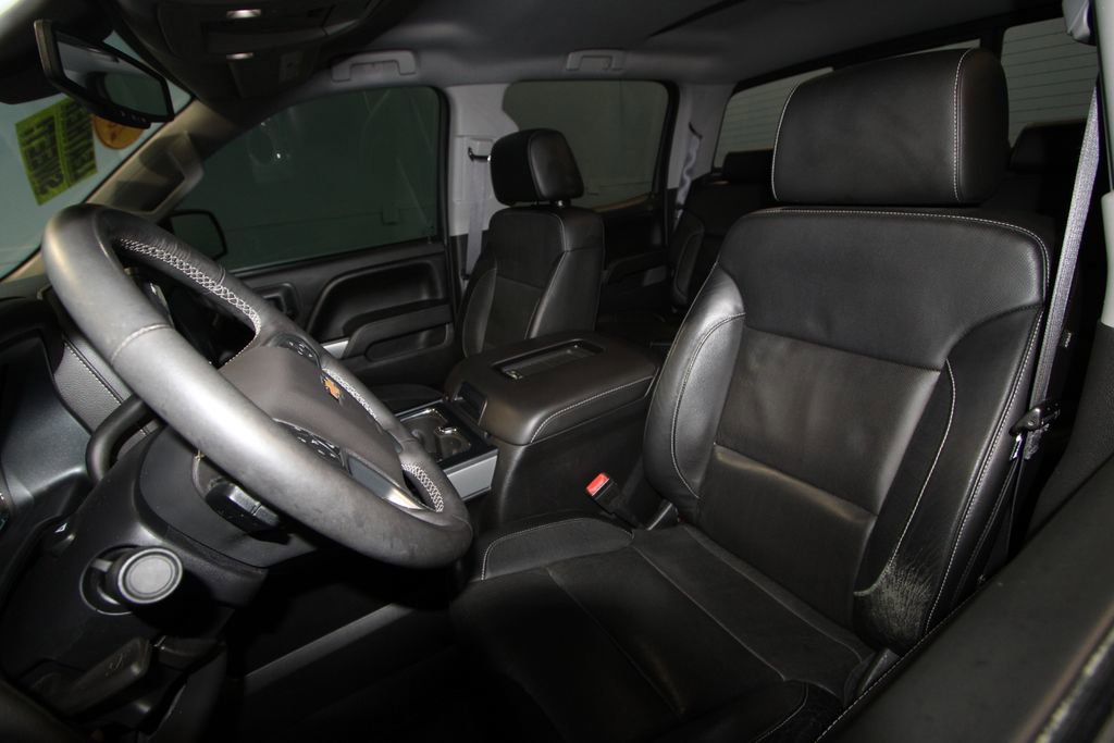 2017 Chevrolet Silverado 1500 LTZ photo 4