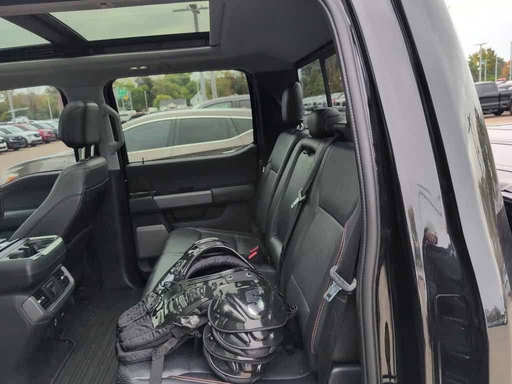 2021 Ford F-150 Lariat photo 3