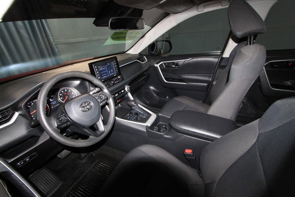 Used 2022 Toyota RAV4 LE 4D Sport Utility
