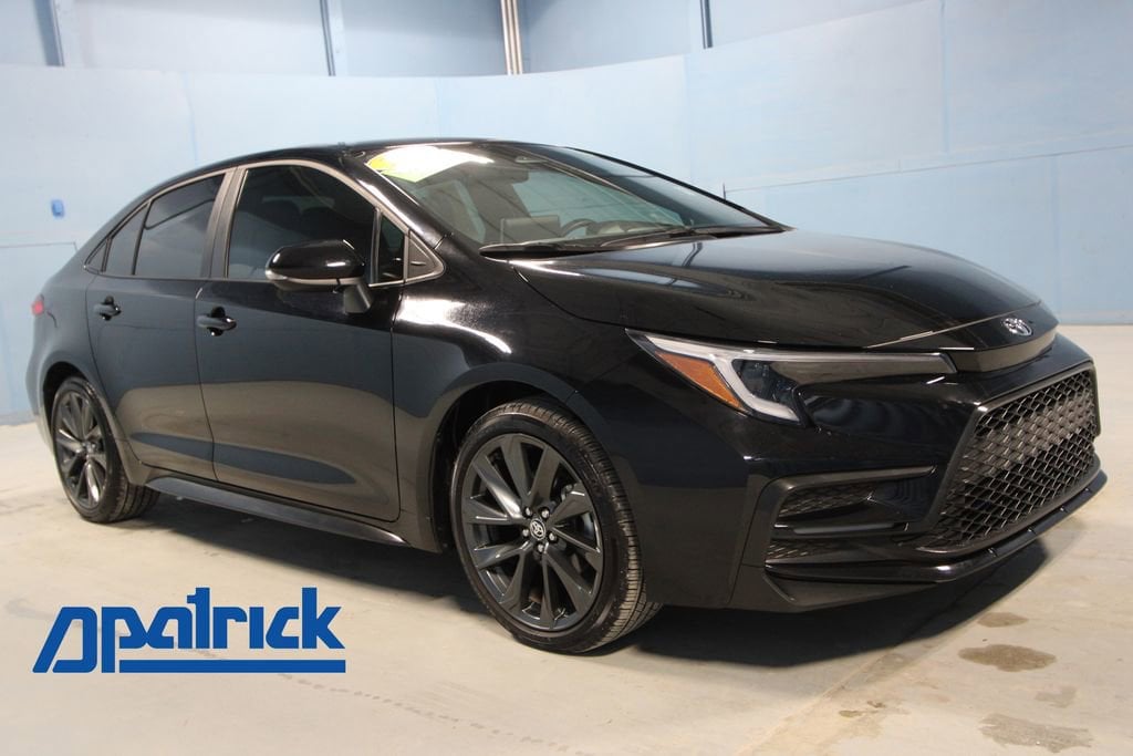 Used 2025 Toyota Corolla SE 4D Sedan