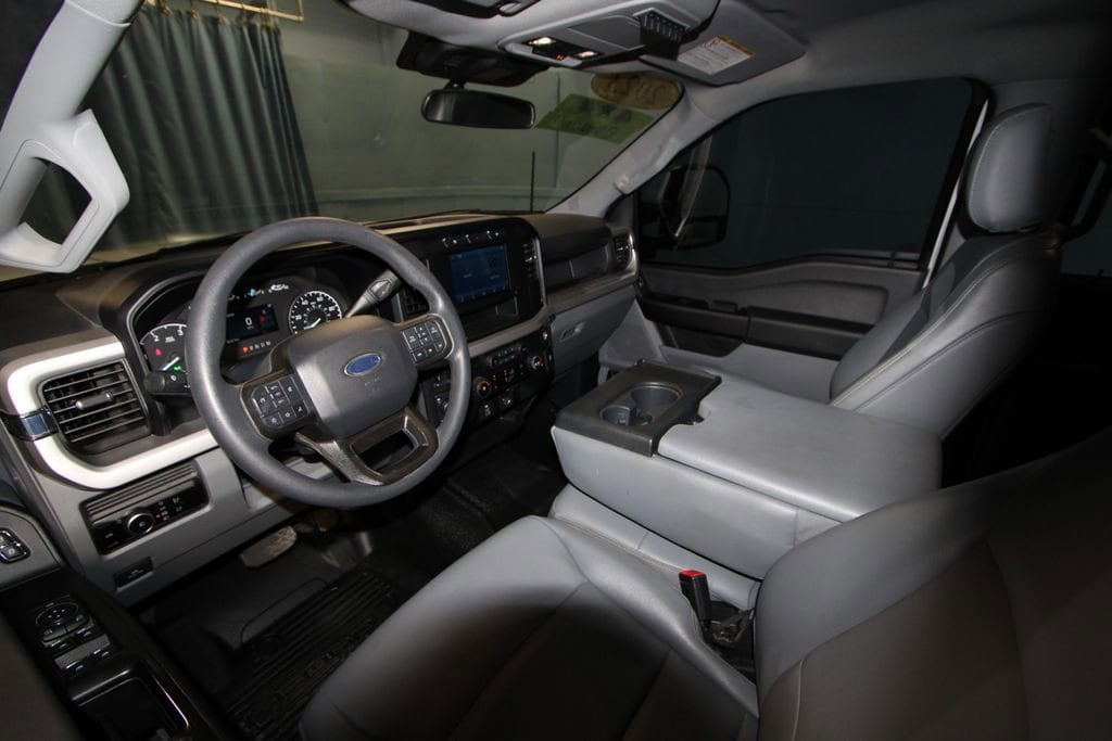 Used 2023 Ford F-250 XL Truck Crew Cab