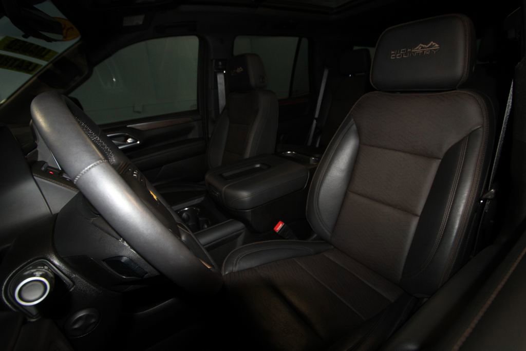 2023 Chevrolet Tahoe High Country photo 3