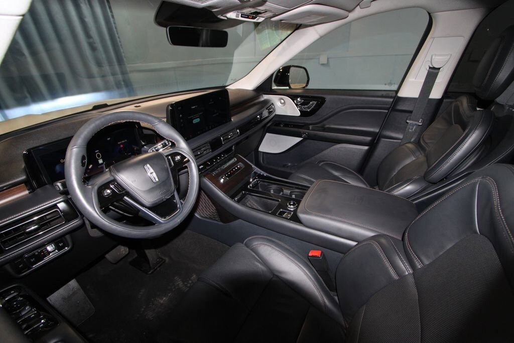 Used 2025 Lincoln Aviator Reserve 4D Sport Utility