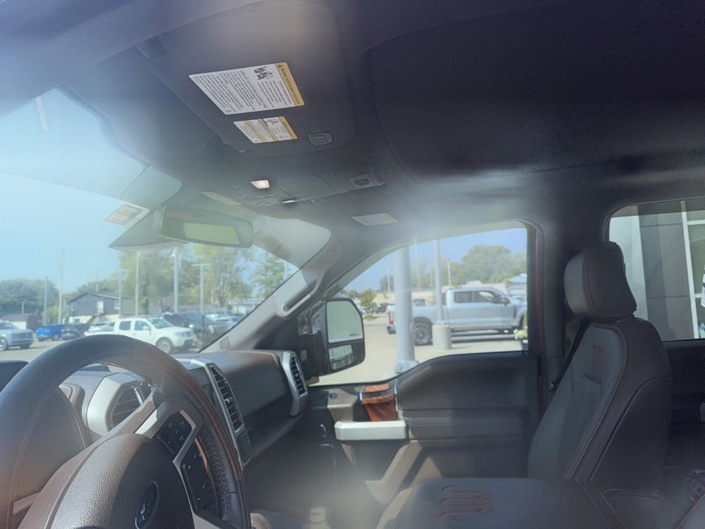 2015 Ford F-150 King Ranch photo 2