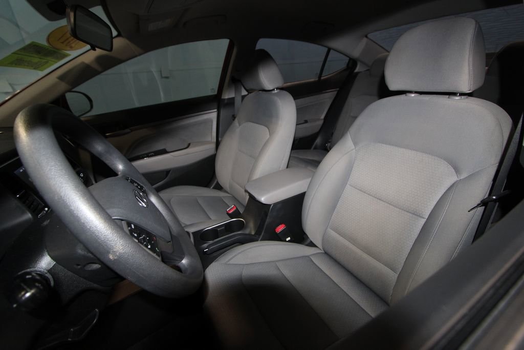 Used 2017 Hyundai Elantra SE 4D Sedan
