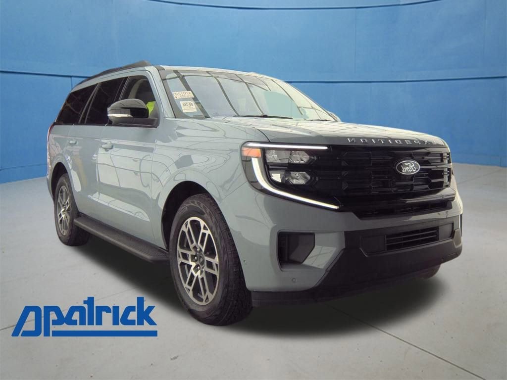 2025 Ford Expedition Active's photo