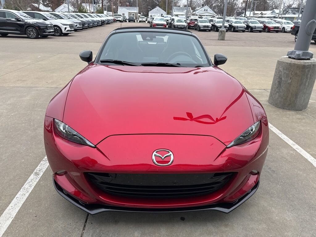 Used 2022 Mazda MX-5 Miata Club 2D Convertible