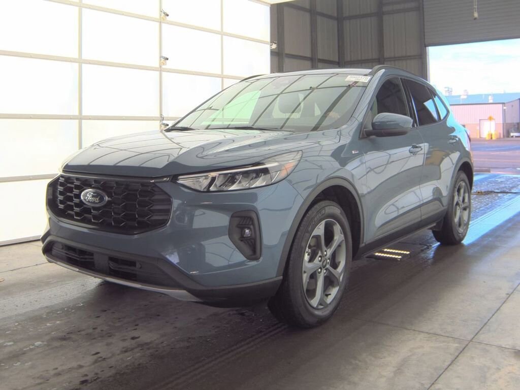 Used 2025 Ford Escape Hybrid ST-Line Select 4D Sport Utility