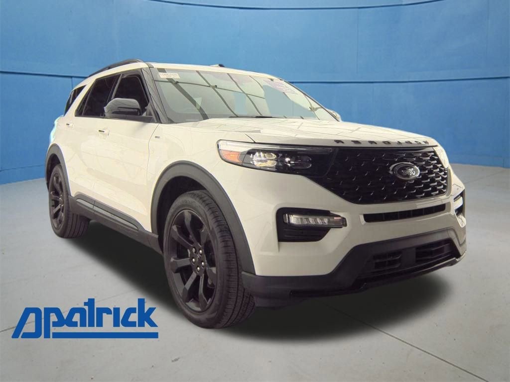 2023 Ford Explorer ST-LINE's photo