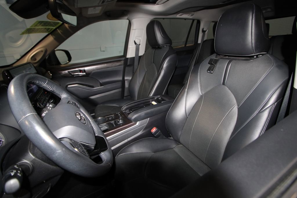 Used 2021 Toyota Highlander Limited 4D Sport Utility