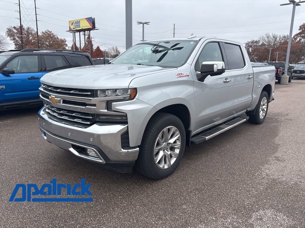 2019 Chevrolet Silverado 1500 LTZ photo 2