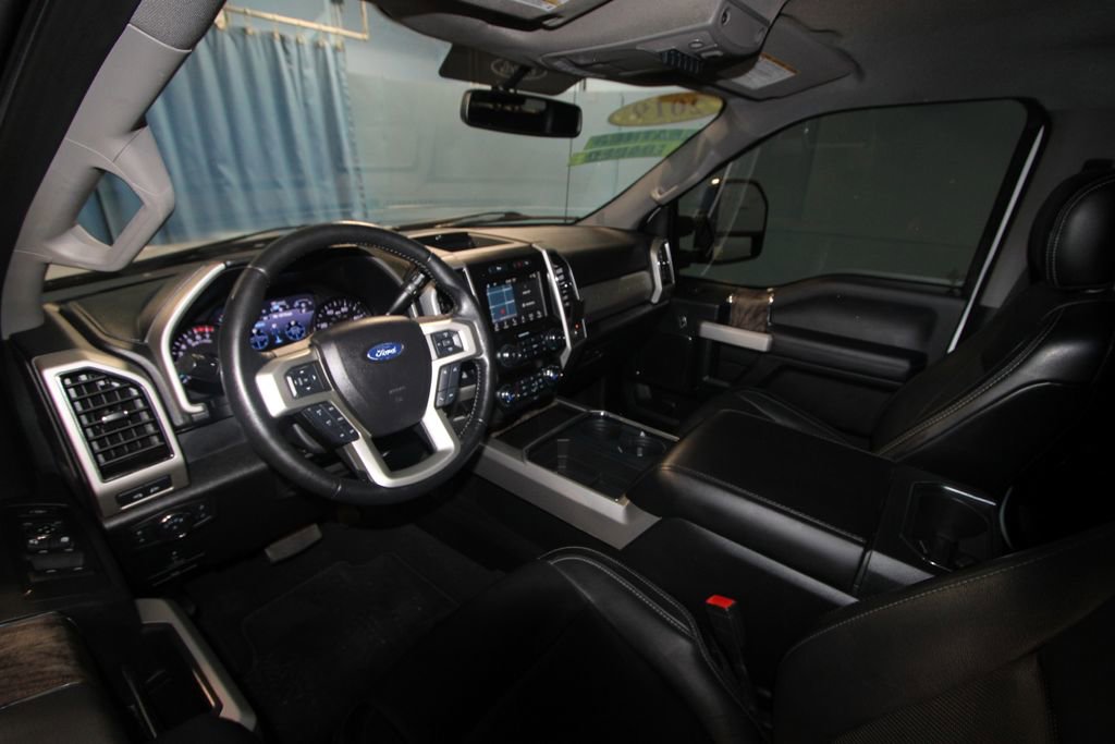 2019 Ford F-250 Lariat photo 3