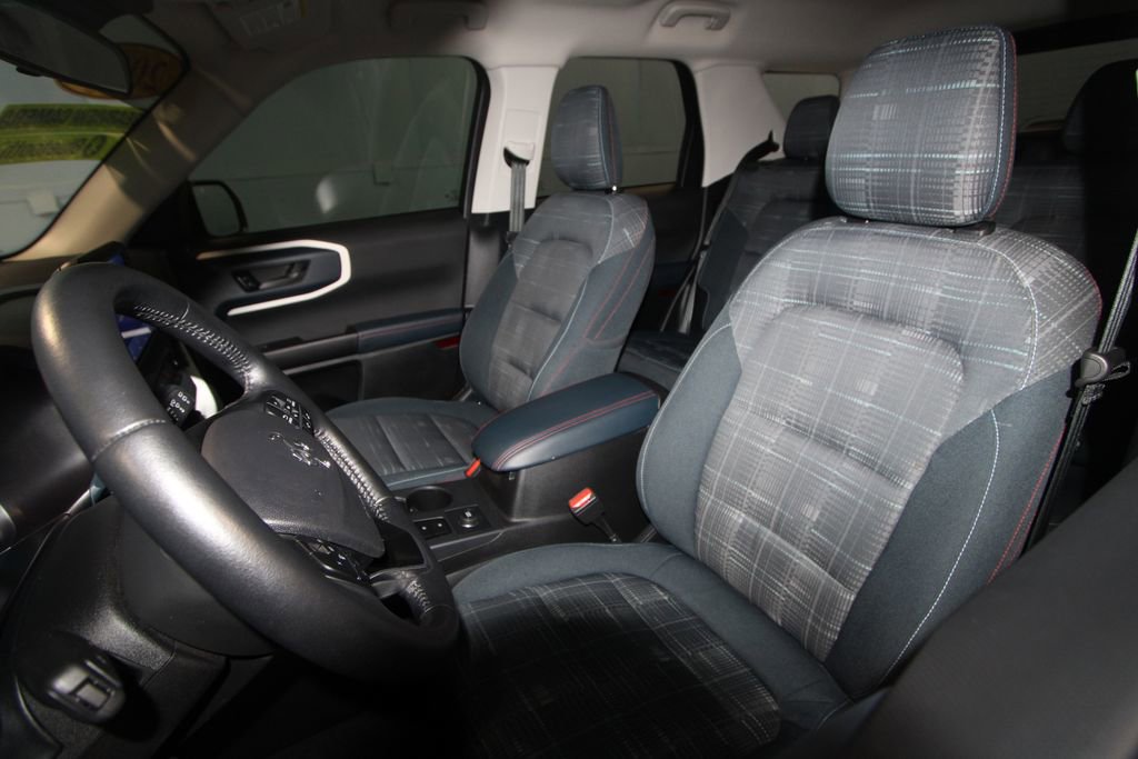 2023 Ford Bronco Sport Heritage photo 2