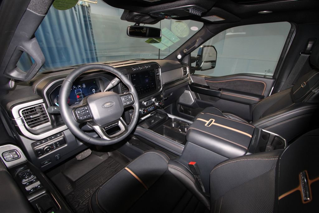 2024 Ford F-250 Platinum photo 2