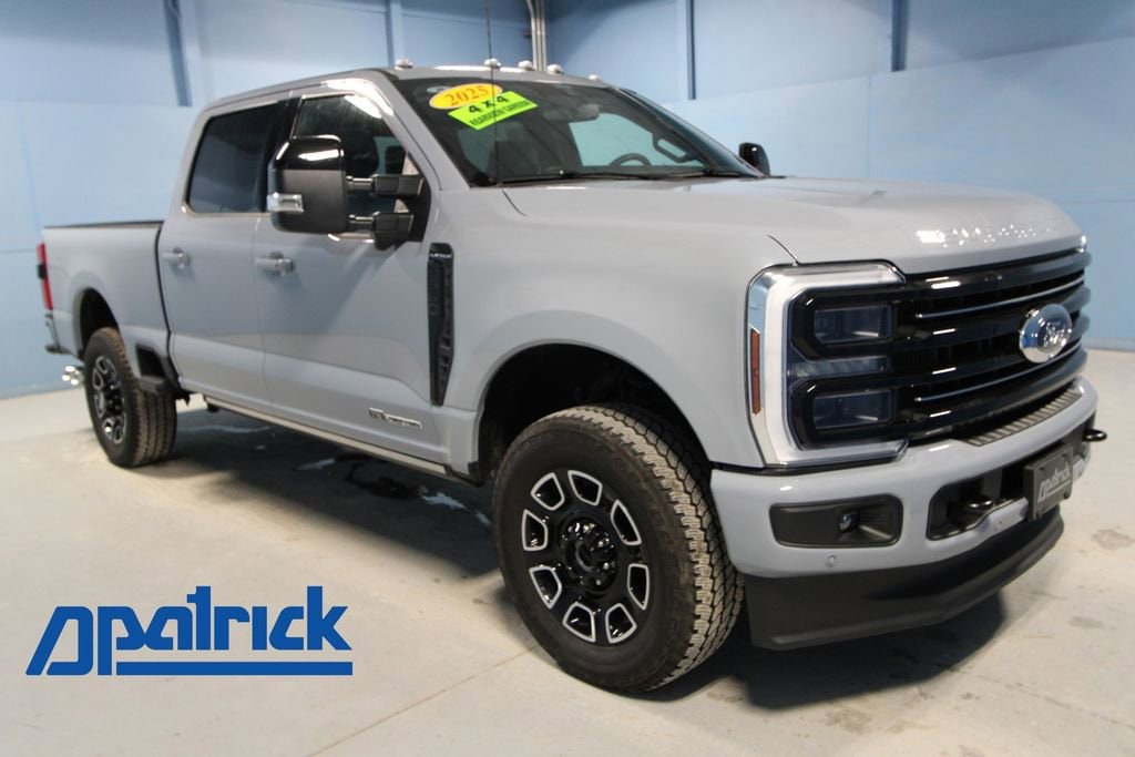 2025 Ford F-350 Platinum 4x4 Crew Cab 6-3/4' Box SRW's photo