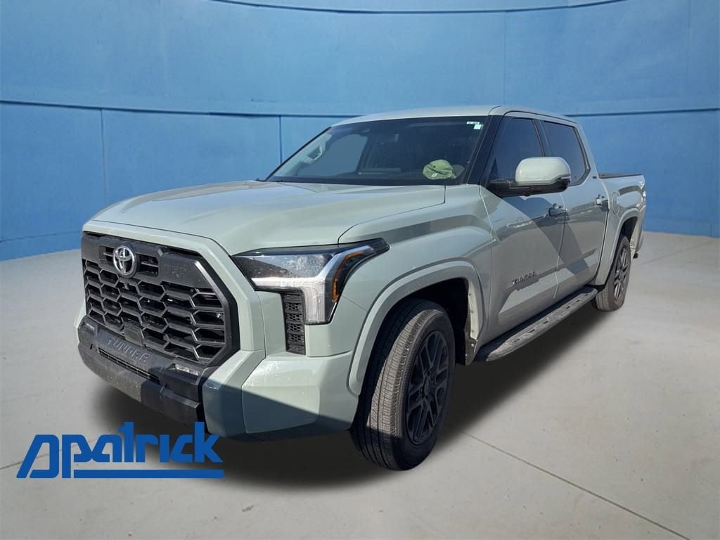 2024 Toyota Tundra SR5's photo