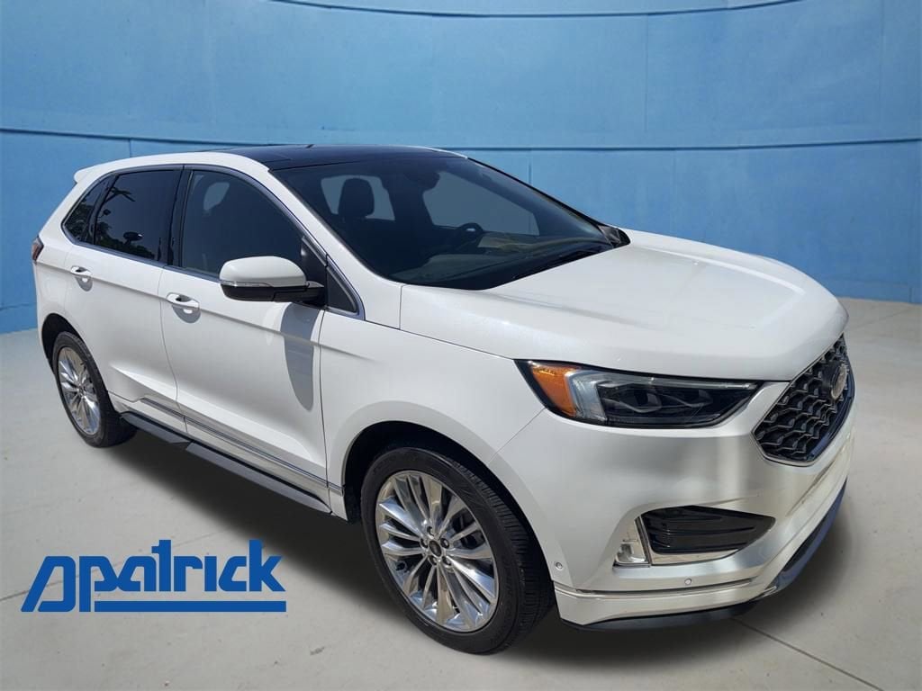 2022 Ford Edge Titanium