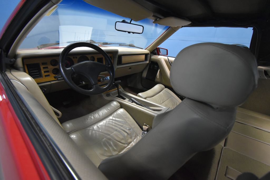1985 Mercury Capri photo 2