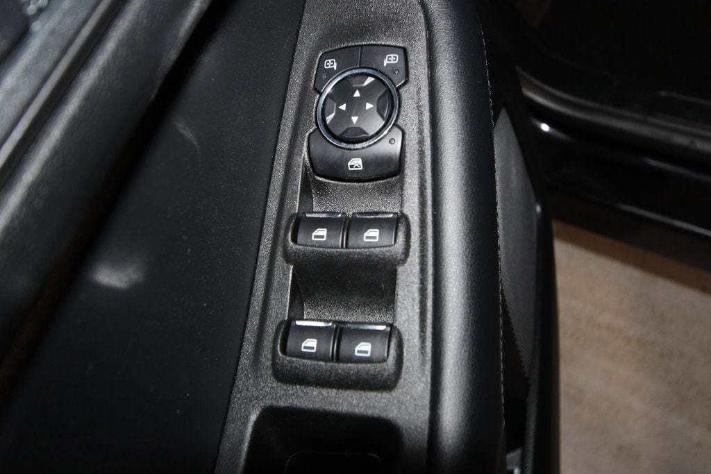 2024 Ford Edge SE - Photo 6