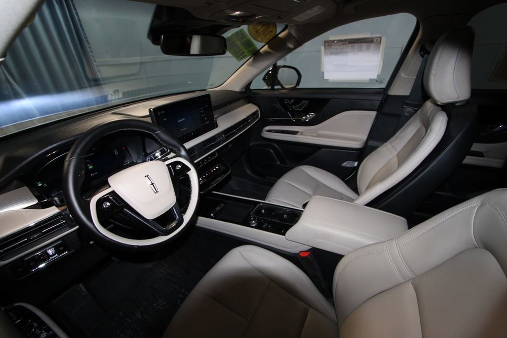 Used 2025 Lincoln Corsair Premiere 4D Sport Utility