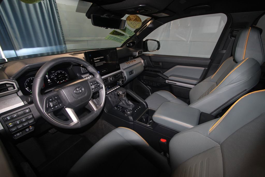2025 Toyota 4Runner photo 3