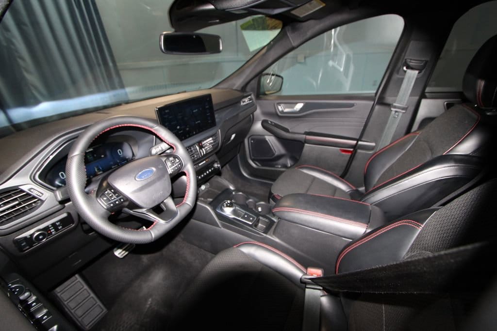 Used 2024 Ford Escape ST-Line Elite 4D Sport Utility