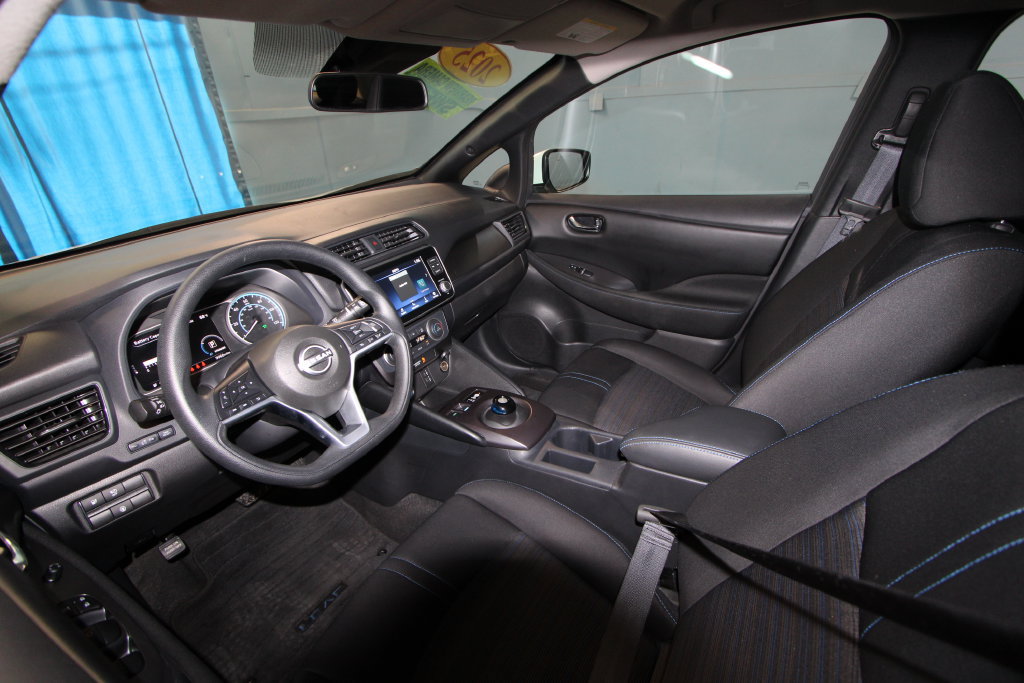 Used 2025 Nissan Leaf S with VIN 1N4AZ1BV1SC557970 for sale in Evansville, IN