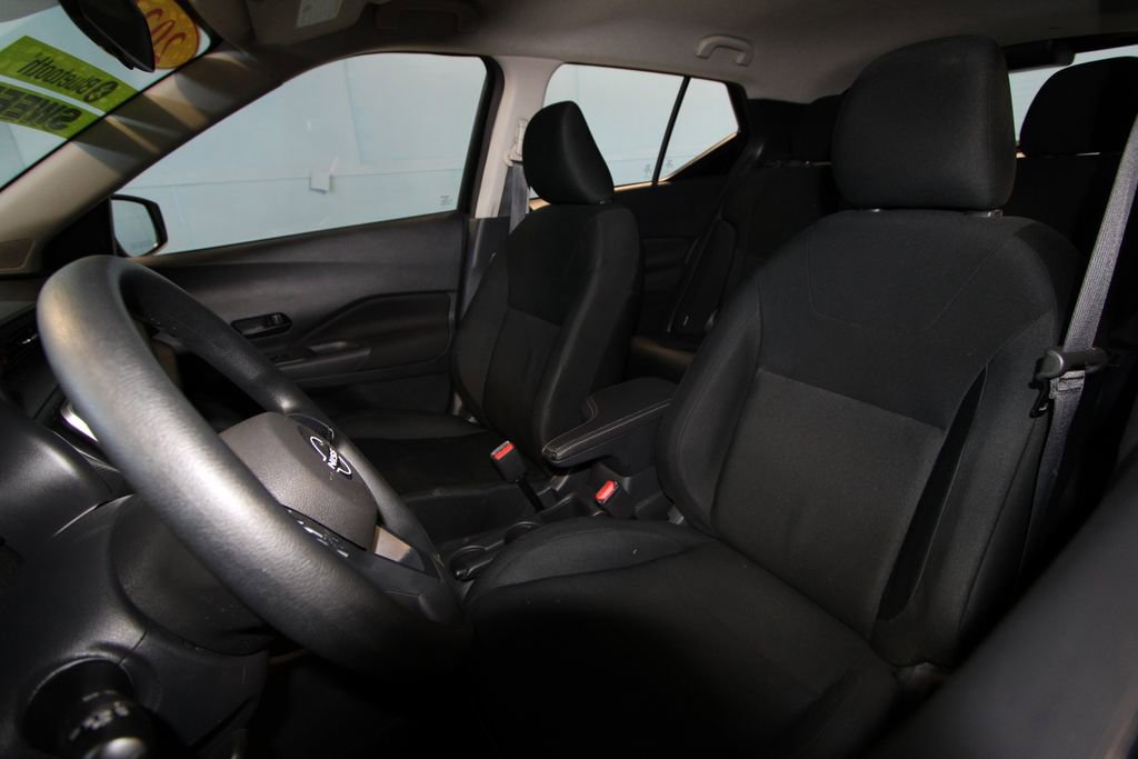 2024 Nissan Kicks S photo 4