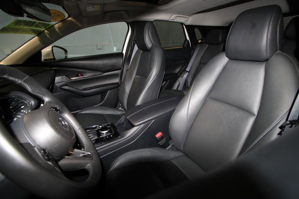 2024 Mazda CX-30 2.5 S Preferred photo 3
