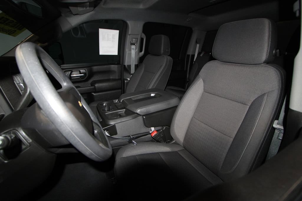 Used 2025 Chevrolet Silverado 2500HD Custom Truck Crew Cab