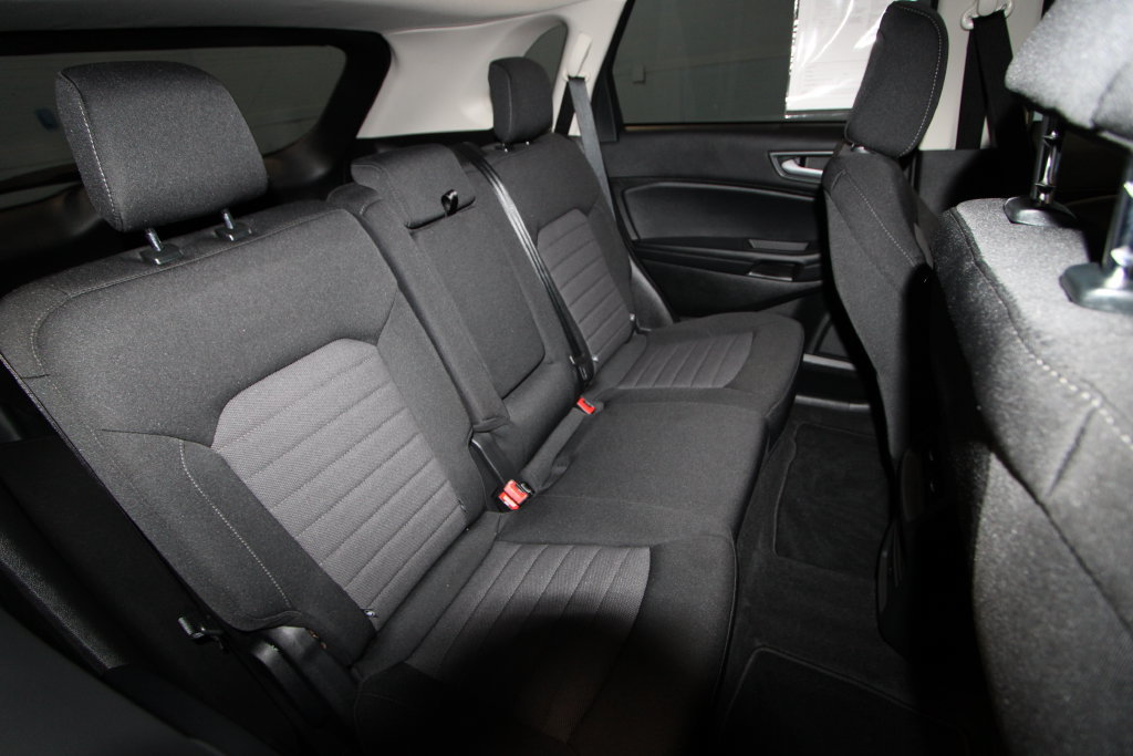 2024 Ford Edge SE - Photo 21