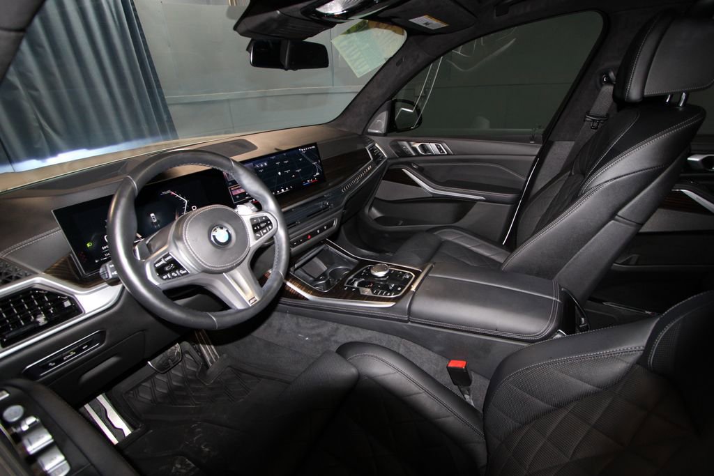 2024 Bmw X7 xDrive40i photo 2