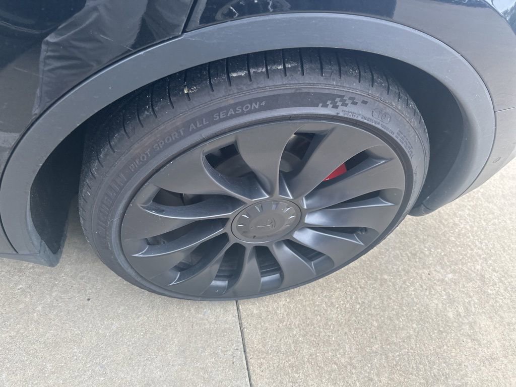 2022 Tesla Model Y Performance photo 3