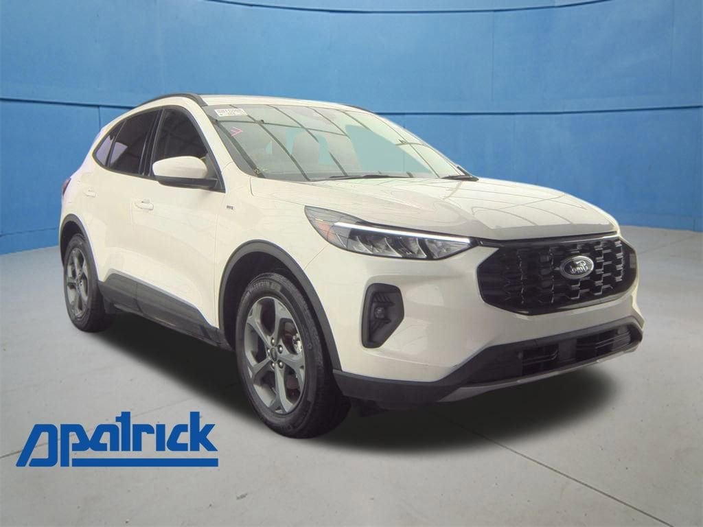 2025 Ford Escape ST-Line Select's photo